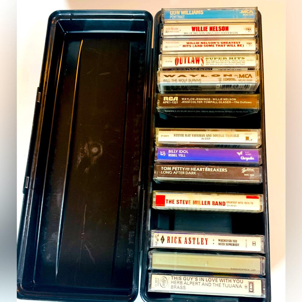 Lot - 13 Cassettes Waylon Willie Petty Astley Idol Outlaws Vaughan Miller W/Case